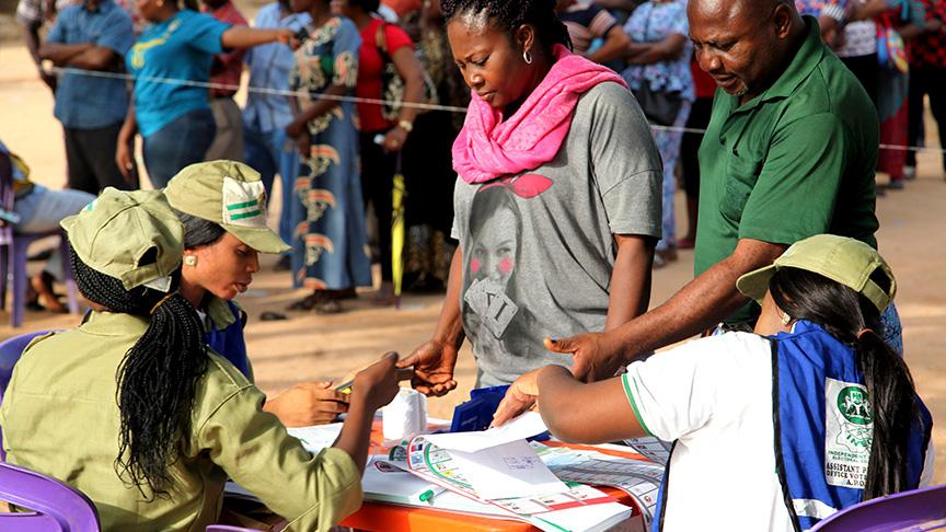 Nijeryalılar yeni devlet başkanı için oy kullandı 