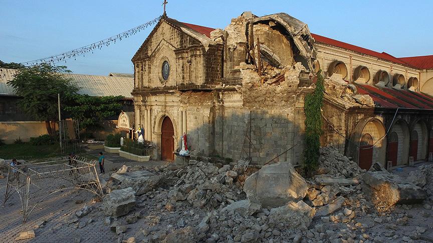 Filipinler'deki depremde ölü sayısı 11’e yükseldi 