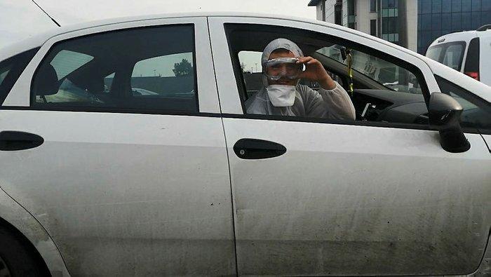 İstanbul'da otomobilde bile koronavirüs önlemi!