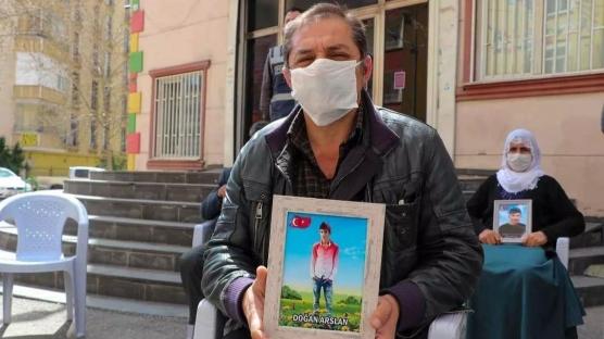 Evlat nöbetine katılan baba, oğlunu PKK'ya kaçıran kuzenini öldürdü