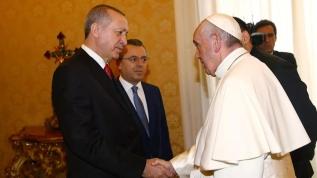 Papa Franciscus'tan Başkan Erdoğan'a övgü