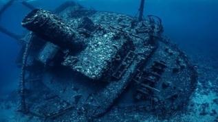Dünyanın en derin batık gemisi bulundu