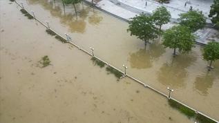 Çin'in Siçuan eyaletinde nehrin taşması sonucu 7 kişi öldü