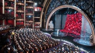 Akademi Ödülleri 50 yıl sonra Sacheen Littlefeather'dan özür diledi