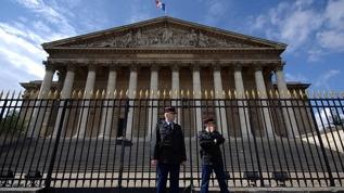 Fransa'da 'partilerden Rusya'dan finansman alan olup olmadığına ilişkin' inceleme talebi