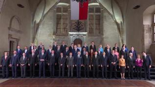 Başkan Erdoğan, liderlerle aile fotoğrafına katıldı