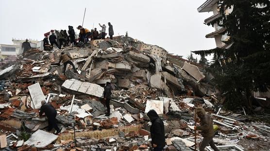 Lübnan: Deprem nedeniyle Türkiye'ye arama kurtarma ekipleri gönderebiliriz