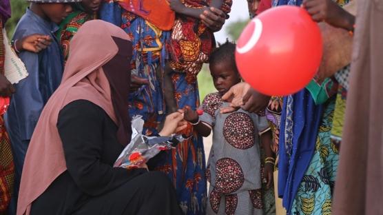 İyilik Balonu Derneği Başkanı Reyhan Köz: Afrikalı çocuklara yardımlarımız sürecek