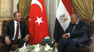 Bakan Çavuşoğlu Mısırlı mevkidaşı ile görüştü