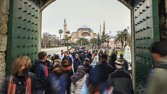 Türkiye yılın ilk 2 ayında yaklaşık 4 milyon yabancı ziyaretçiyi ağırladı