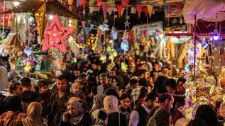 Gazze'deki Filistinlilerin ramazan alışverişinde kadim adresi: Ez-Zaviye Çarşısı