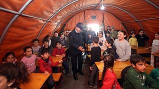 Depremin vurduğu illerde eğitim-öğretime 'Mehmetçik Okulu' desteği