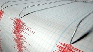 İran'da 4,2 ve 4,7 büyüklüğünde depremler