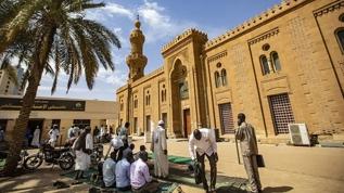 Sudan'ın simgelerinden Hartum Ulu Cami yeniden ibadete açıldı