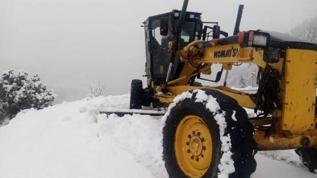 Sivas'ta kar nedeniyle 95 köy yolu ulaşıma kapandı