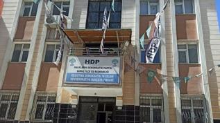 Terör örgütüne katılım için HDP binasında 'ikna eğitimi' almışlar