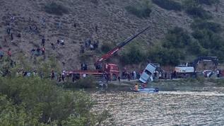 Sinop'ta gölete düşen otomobildeki genç hayatını kaybetti