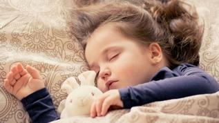 Çocuklarda uyku bozukluğu: Nedenleri ve ebeveynlere çözüm önerileri