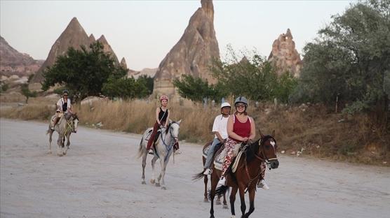 Kapadokya'daki müze ve ören yerlerini 8 ayda 3 milyondan fazla turist ziyaret etti