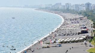 Antalya'da tatil hareketliliği sürüyor