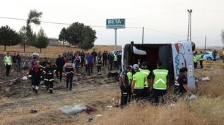 Amasya'da yolcu otobüsü devrildi: 5 ölü, 30 yaralı