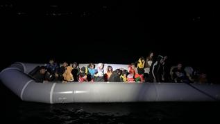 Çanakkale'de 27 göçmen kurtarıldı