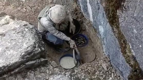 Bölücü terör örgütüne yönelik 4 ildeki operasyonlarda 75 piyade tüfeği ele geçirildi