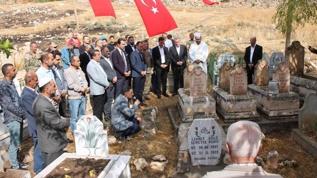 PKK'lı teröristlerin kalleşçe şehit ettiği 26 kişi mezarları başında anıldı