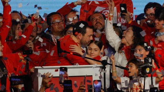 Carlos Fernando Galan, Bogota valisi seçildi