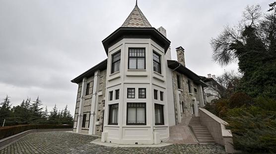Cumhuriyetin sessiz tanığı "Atatürk Müze Evi" ziyaretçilerini bekliyor