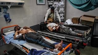 UNRWA: Nasır Hastanesinde yerinden edilmiş 10 bin Filistinli ve 300 sağlık çalışanı bulunuyor