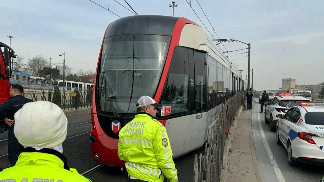 İstanbul'da tramvay kazası! 
