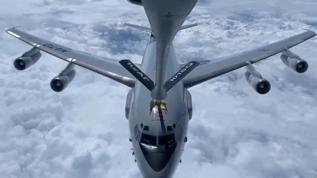 Hava Kuvvetleri'nin tanker uçağı NATO uçağına yakıt ikmali yaptı