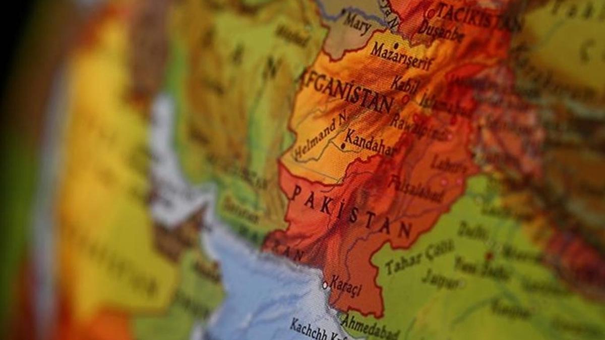 Pakistan'dan İran'a destek: Misilleme hakkı var