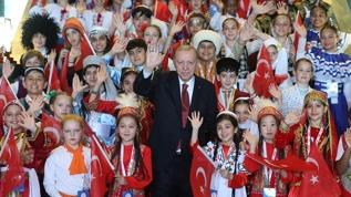 Başkan Erdoğan, Beştepe'de çocukları kabul etti