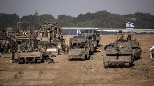 Soykırımcı İsrail'in Gazze'nin kuzeyinde askeri hareketliliği devam ediyor 