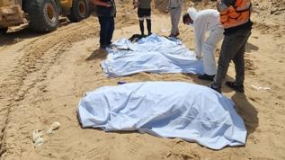 Soykırımcı İsrail'in toplu mezar vahşeti: İnsanlar canlı canlı gömülmüş!
