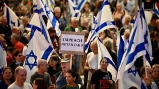 İsrailliler Netanyahu'nun istifası için yine sokaklarda