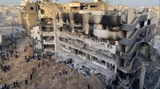 Soykırımcı İsrail Gazze'de 496 sağlık personelini katletti!