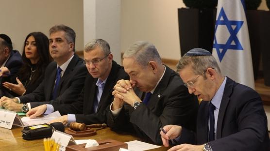 Soykırımcı İsrail'in Savaş Kabinesi esir takası müzakerelerini görüşmek için toplanacak