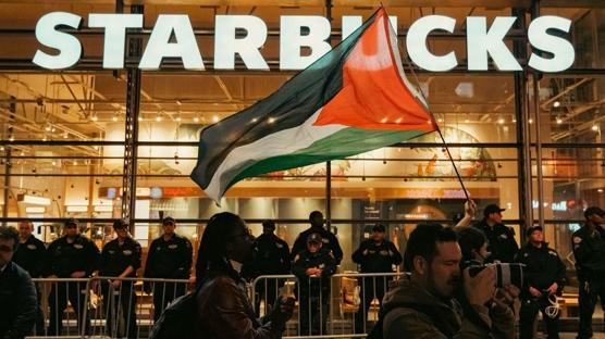 Soykırım destekçisi Starbucks eriyor! Boykotların bilançosu belli oldu