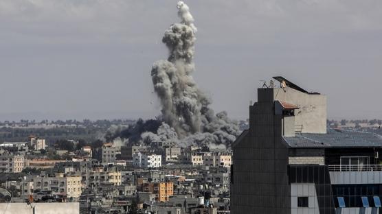 Soykırımcı İsrail ordusunun Gazze'ye yönelik saldırıları sürüyor 