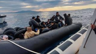Düzensiz göçmenler boğulmaktan kurtarıldı