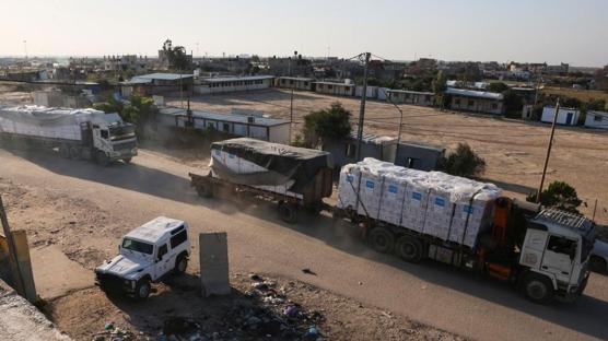 İsrail sınır kapılarını kapattı: 3 bin yardım tırı dışarıda kaldı
