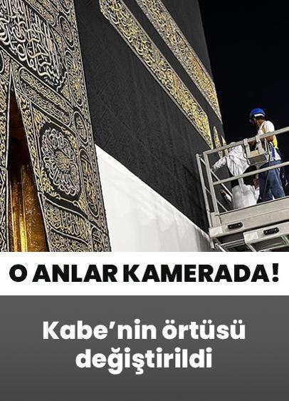 Kabe'nin örtüsü değiştirildi! O anlar kamerada...