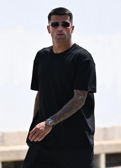 Sezonun yorgunluğunu Bodrum'da atıyor! Joao Cancelo ailesiyle tatilde