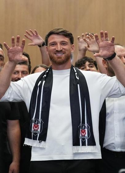 Beşiktaş'tan bir transfer daha! Salih Özcan İstanbul'da
